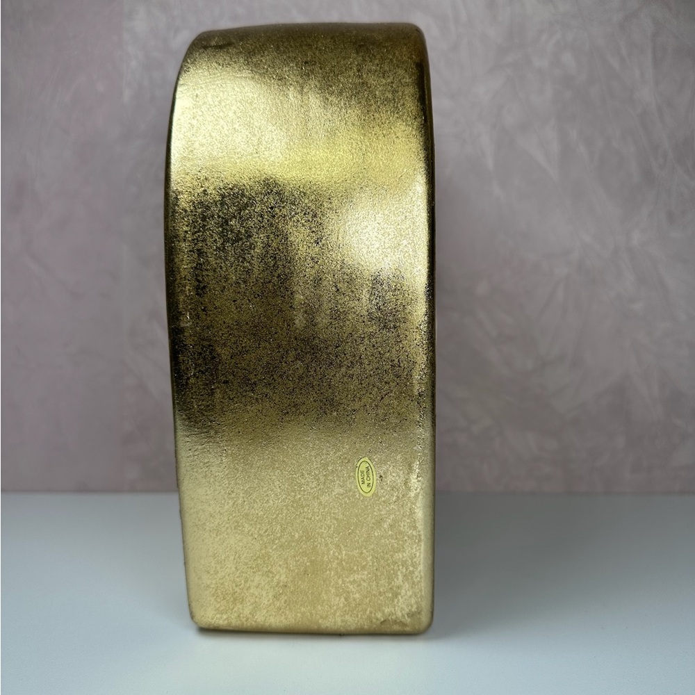 Heart-Shaped Decorative Padlock in Gold - Picture 11 of 16